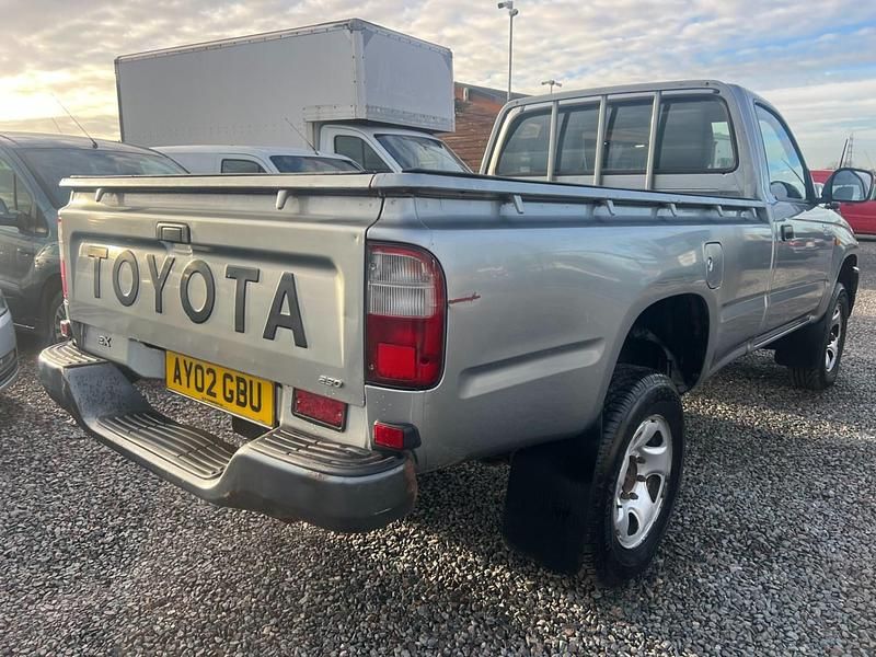 Used Toyota HiLux 102 HP (75 kW) 2002 Silver Pickup