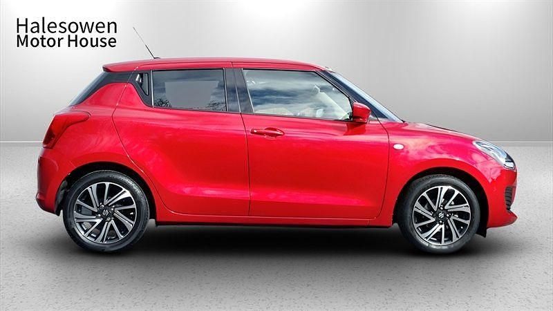 Used Suzuki Swift SZ-L 83 HP (61 kW) 2023 Red Hatchback