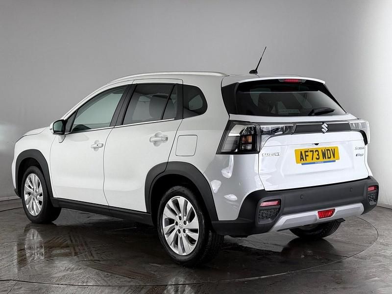 Used Suzuki SX4 S-Cross 2023 White SUV