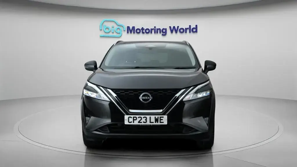 Used Nissan Qashqai Acenta Premium 140 HP (102 kW) 2023 Black SUV