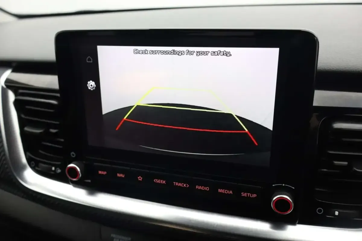 Usado Kia Stonic GT-Line 118 HP (86 kW) 2023 Preto SUV