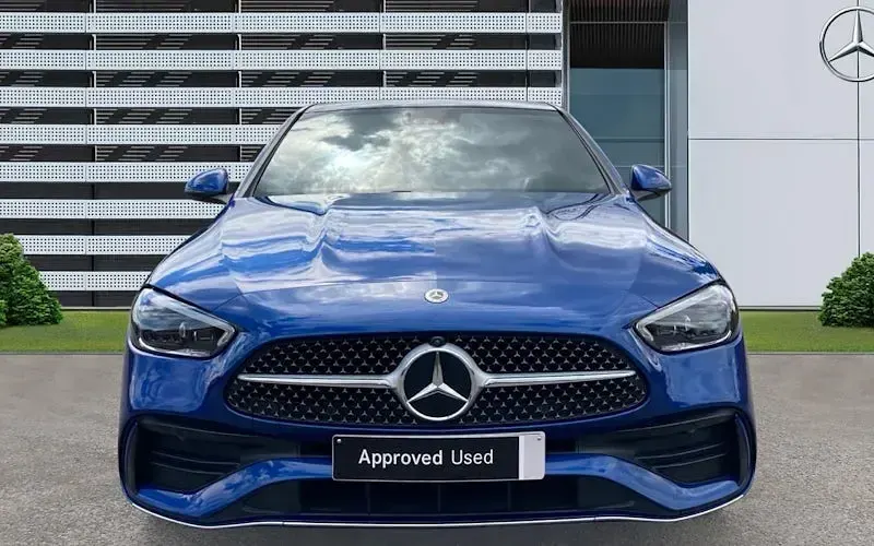 Used Mercedes C300 AMG Line Premium Plus 258 HP (189 kW) 2024 Blue Sedan