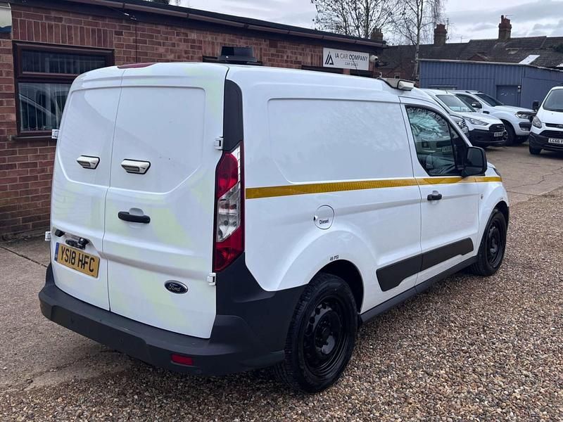 Used Ford Transit Connect 100 HP (73 kW) 2018 White MPV