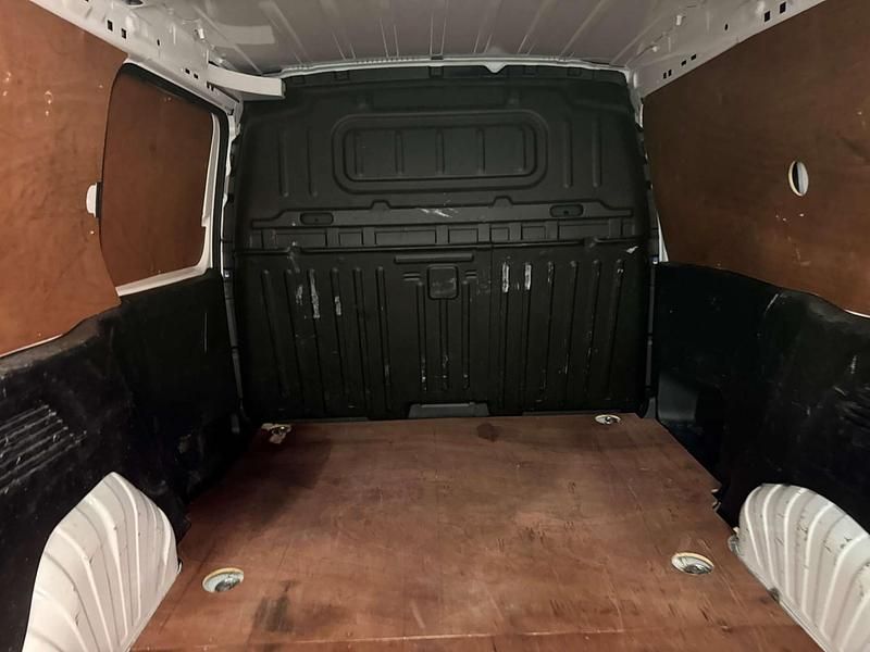 Used Vauxhall Combo Sportive 2020 White MPV