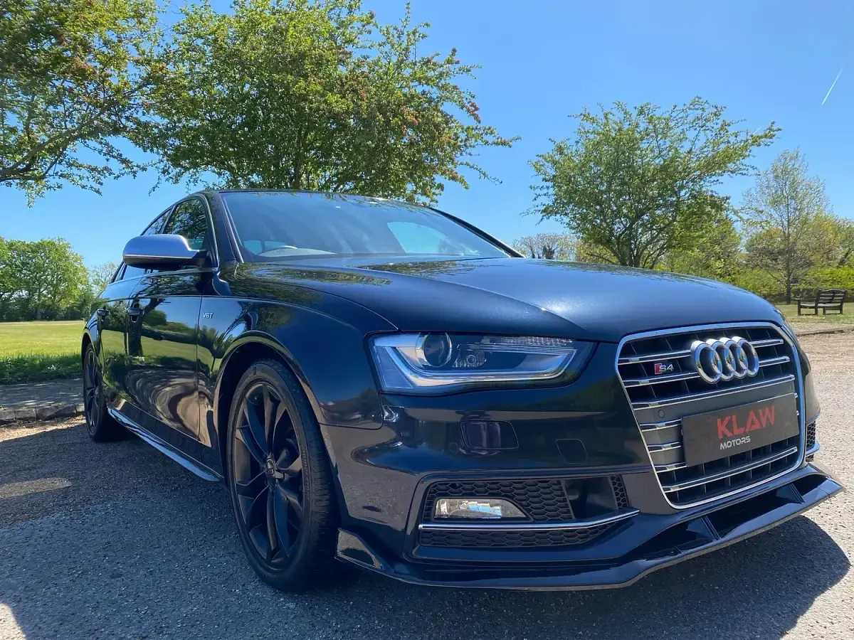 Used Audi S4 Sport 333 HP (244 kW) 2015 Blue Sedan