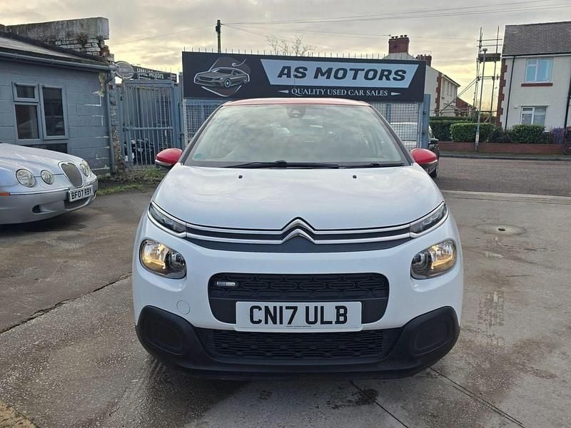 Begagnad Citroën C3 Feel 110 HK (80 kW) 2017 Vit Halvkombi