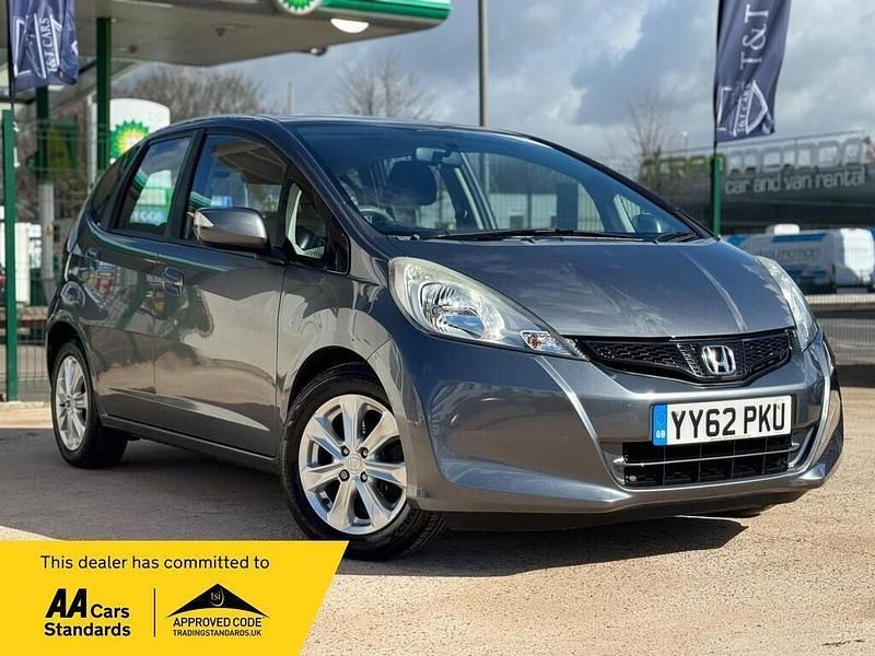 Used Honda Jazz ES 99 HP (72 kW) 2012 Grey Hatchback