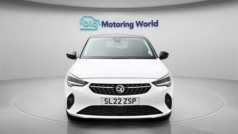 Used Vauxhall Corsa Edition 75 HP (55 kW) 2022 White Hatchback