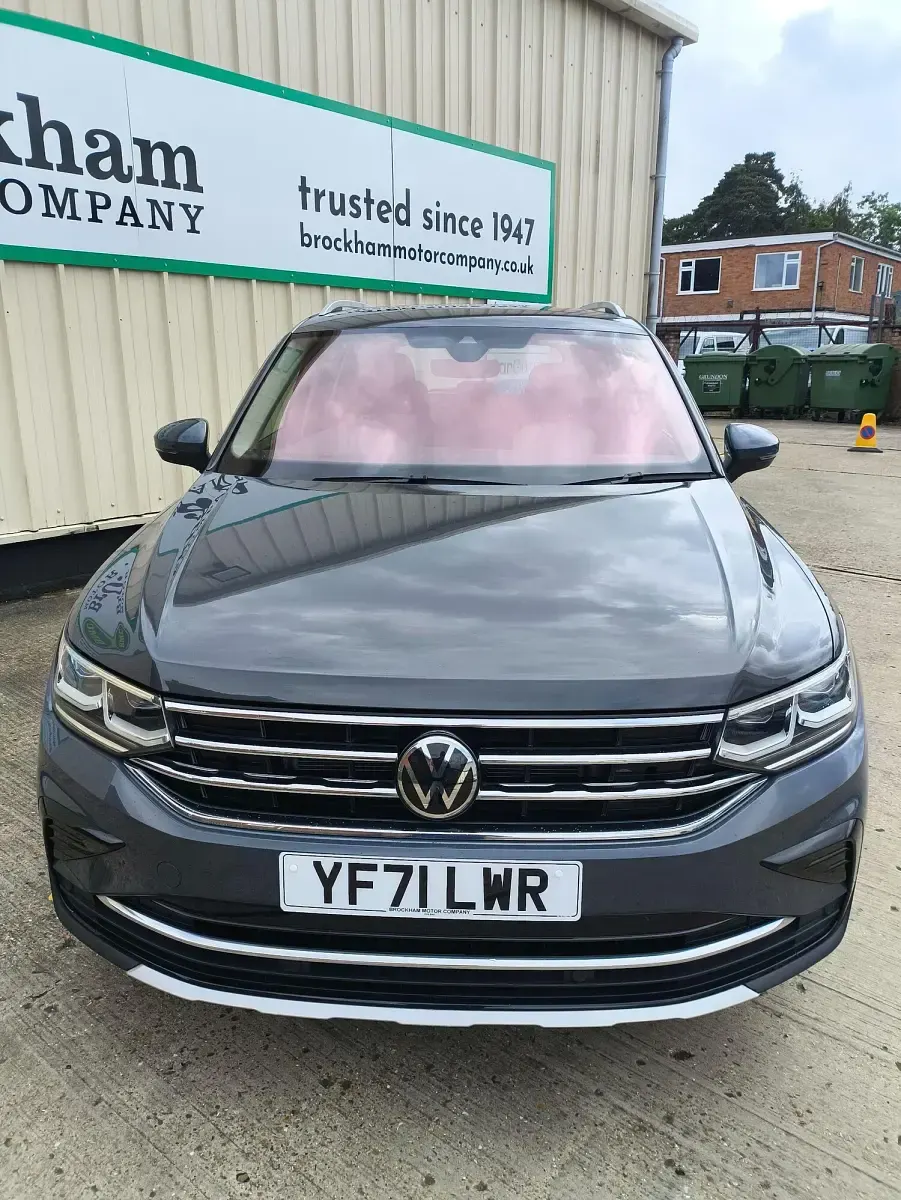 Used VW Tiguan Elegance 150 HP (110 kW) 2021 Grey SUV
