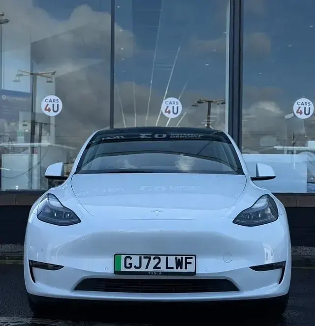 Used Tesla Model Y 282 kW (384 HP) 2022 White SUV