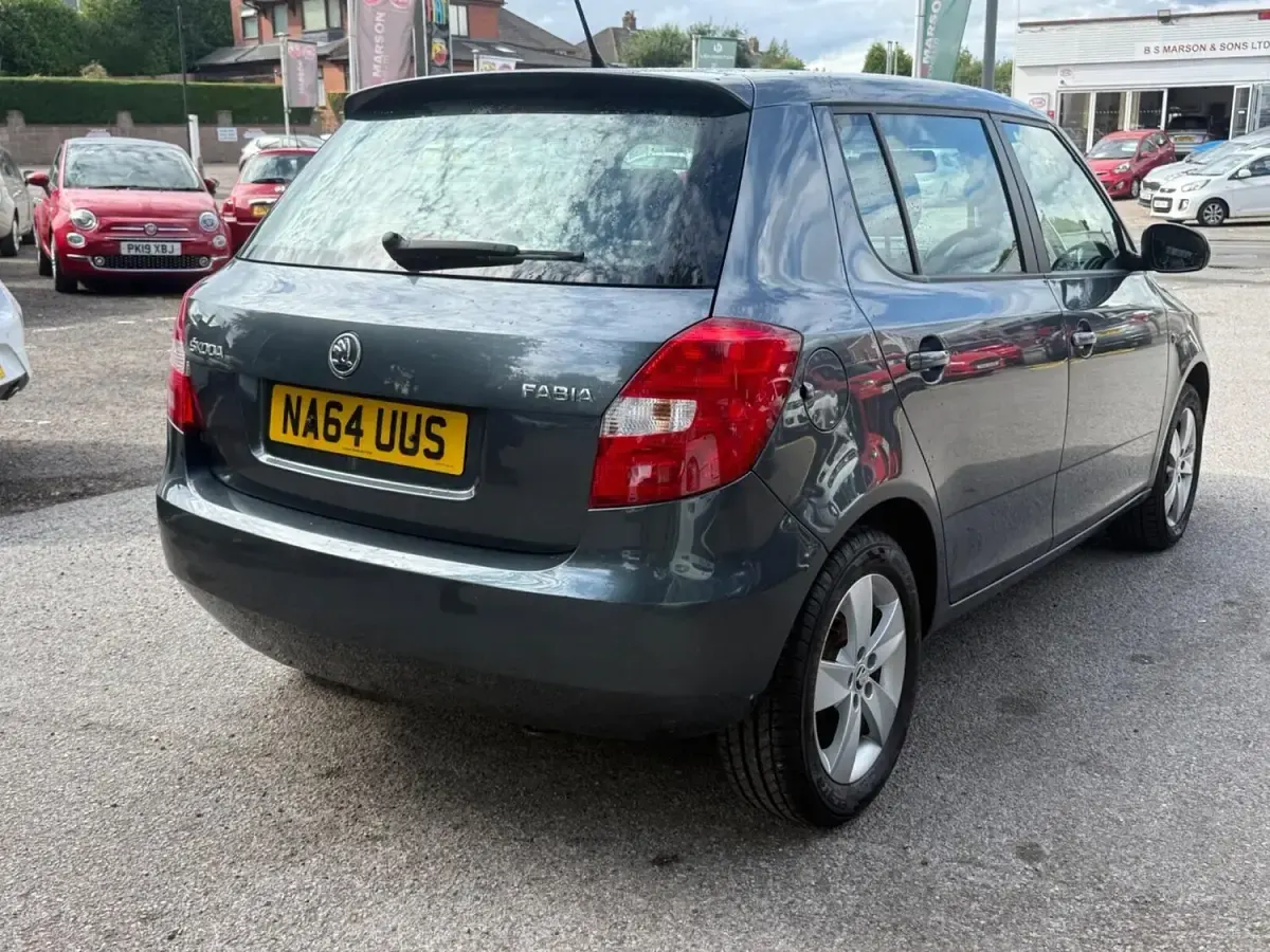 Used Skoda Fabia SE 68 HP (50 kW) 2014 Grey Hatchback