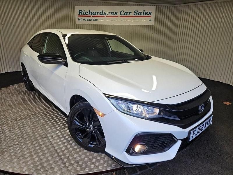 Used Honda Civic Sport 126 HP (92 kW) 2018 White Hatchback