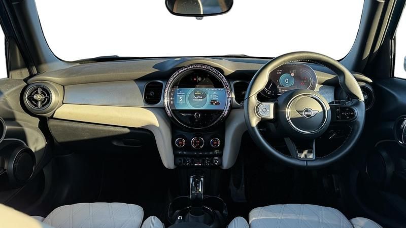 Used Mini Cooper Exclusive 134 HP (98 kW) 2023 Blue Hatchback