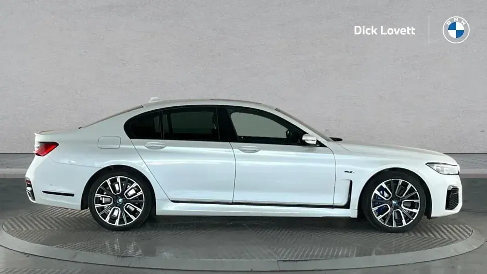 Used BMW 745e M Sport 389 HP (286 kW) 2022 White Sedan
