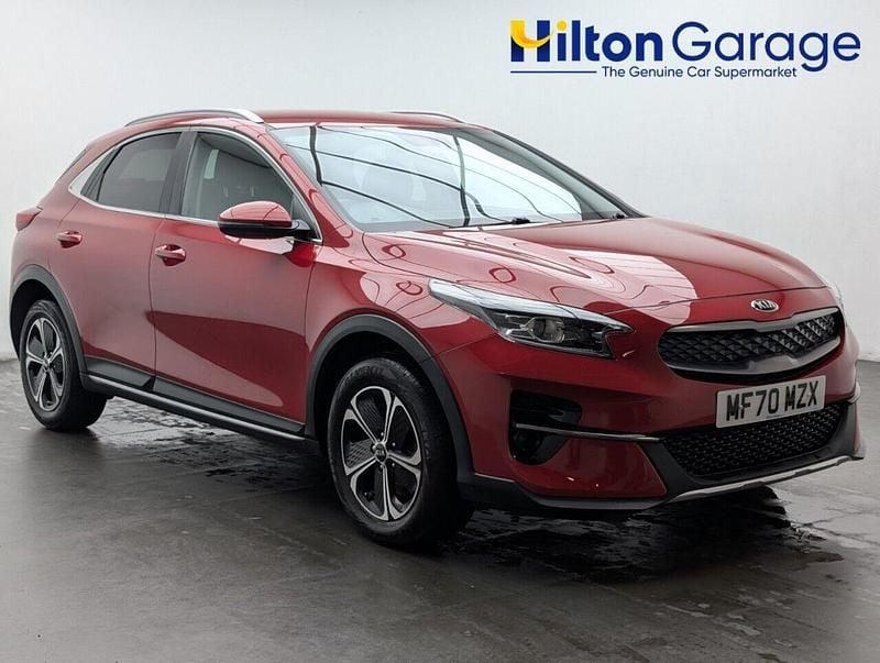 Red Used 2020 Kia XCeed SUV | £12,650 (Good price) - Image 1/4