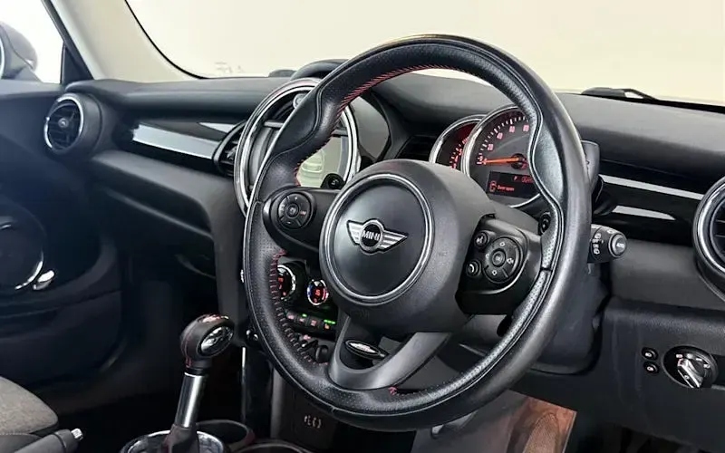 Used Mini Cooper S Hatch 192 HP (141 kW) 2017 Black Hatchback