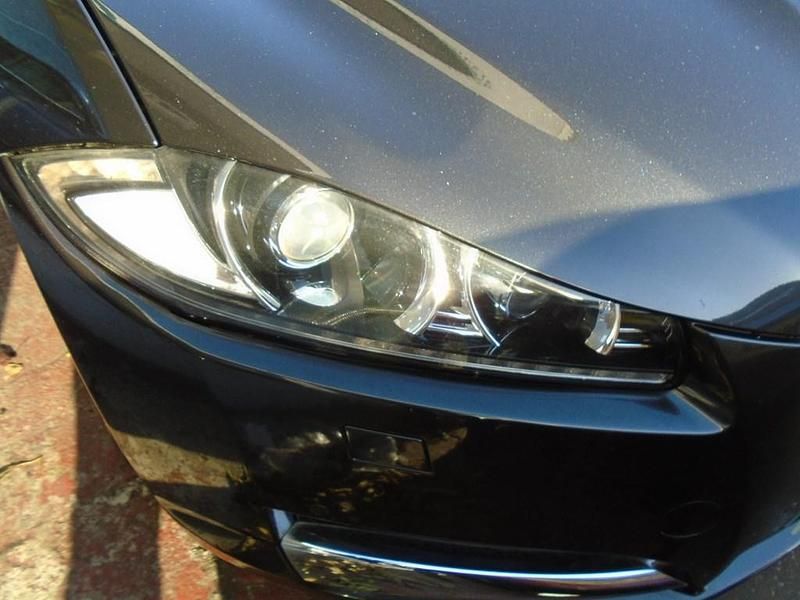 Second-hand Jaguar XF Portfolio 2013 Gri Break