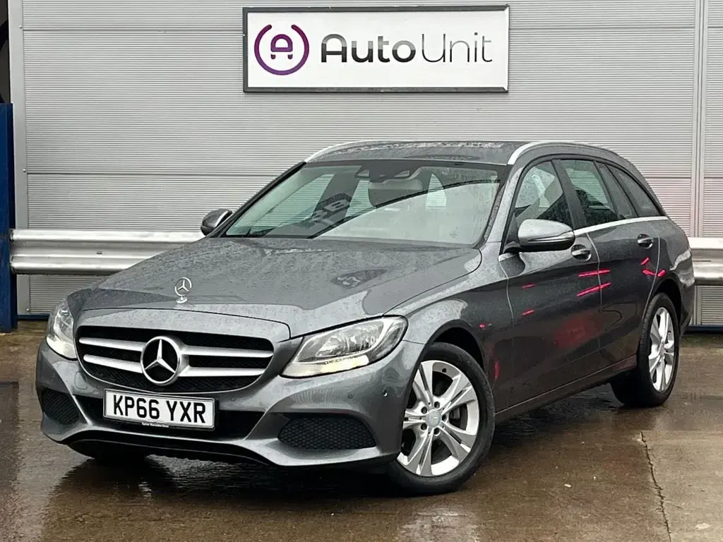 Used Mercedes C220 Executive 170 HP (125 kW) 2016 Grey Estate