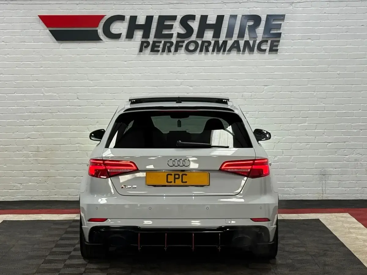 Used Audi RS3 Sport 395 HP (290 kW) 2019 White Sedan