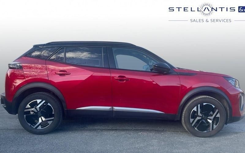 Używany Peugeot 2008 GTi 131 KM (96 kW) 2024 Czerwony SUV