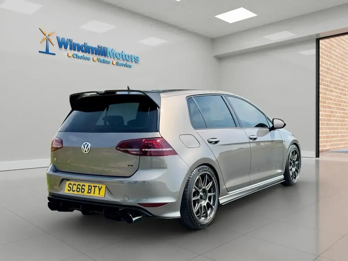 Used VW Golf VII R 441 HP (324 kW) 2016 Grey Hatchback