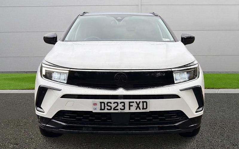 Used Vauxhall Grandland X 131 HP (96 kW) 2023 White SUV