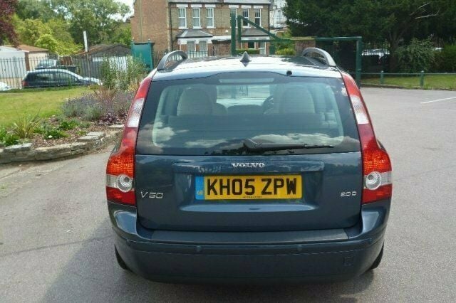 Used 2005 Volvo V50 Estate | £3,250 - Image 1/4
