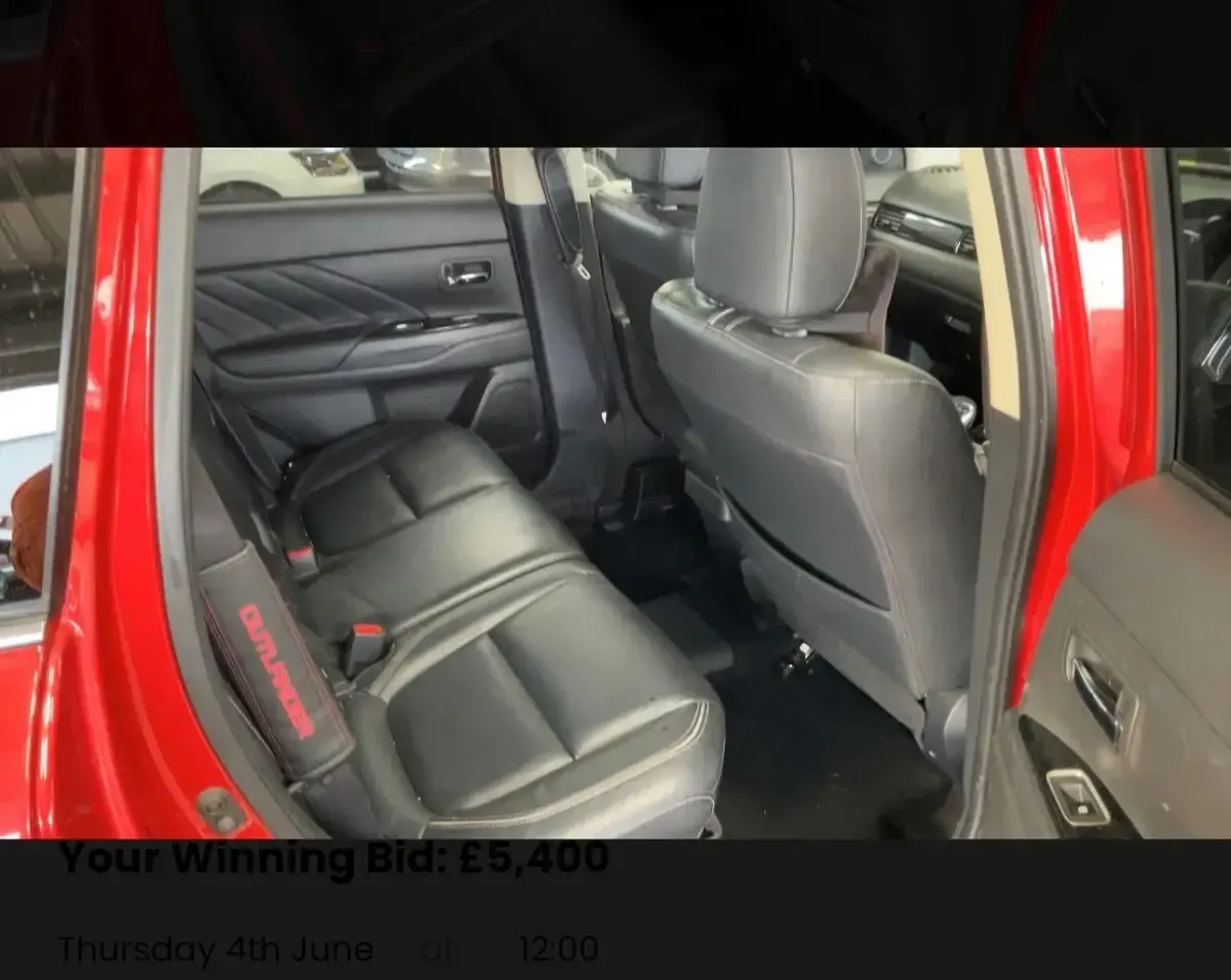 Used Mitsubishi Outlander P-HEV 2017 Red Estate