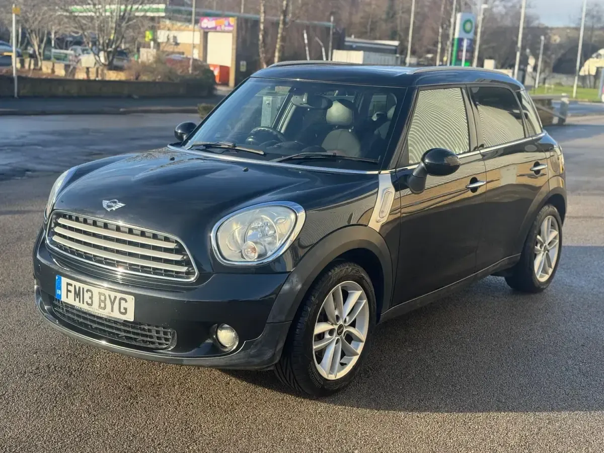 Used Mini Cooper D 2013 Black Hatchback