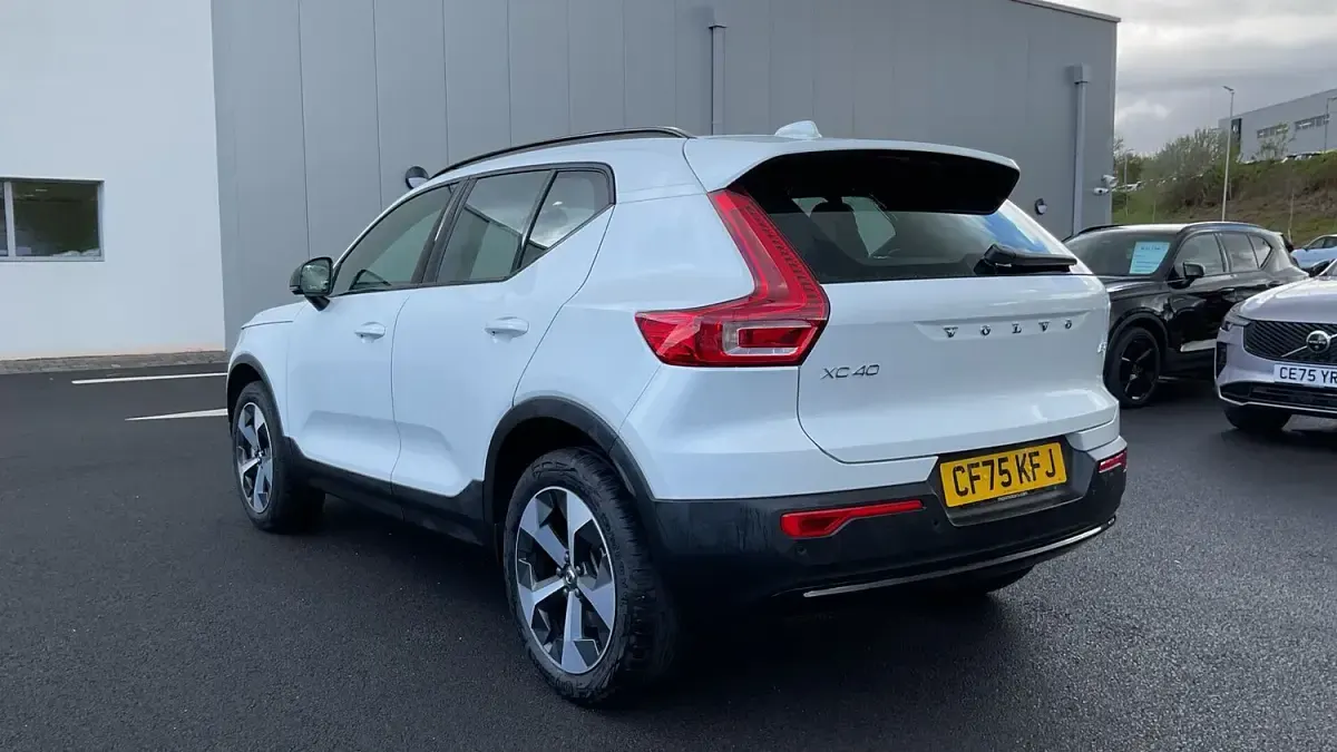 Used Volvo XC40 Plus 2025 Crystal white SUV