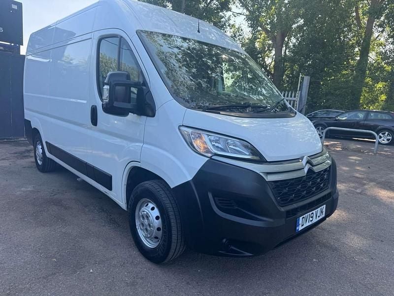 White Used 2019 Citroën Relay Van | £9,588 (Fair price) - Image 1/4