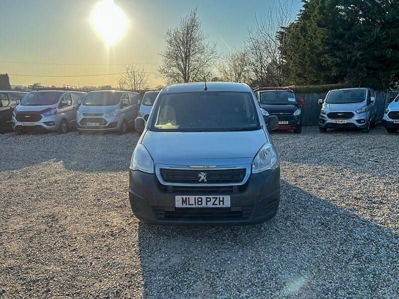 Used Peugeot Partner 2018 Silver