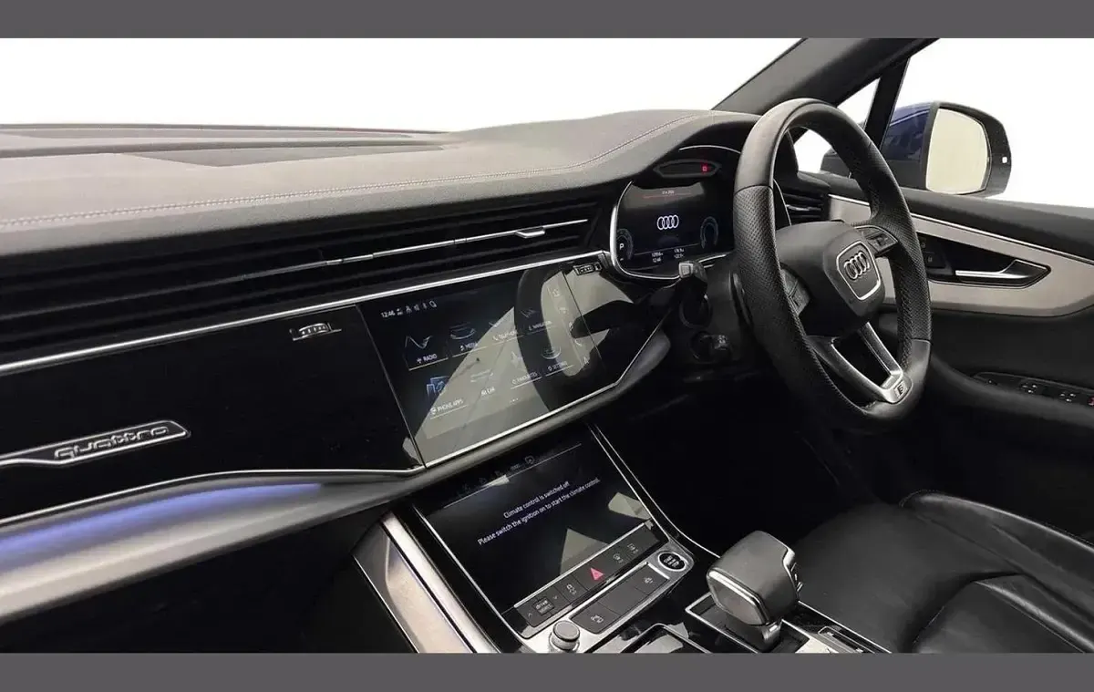 Used Audi Q7 S-Line 334 HP (245 kW) 2023 Blue SUV