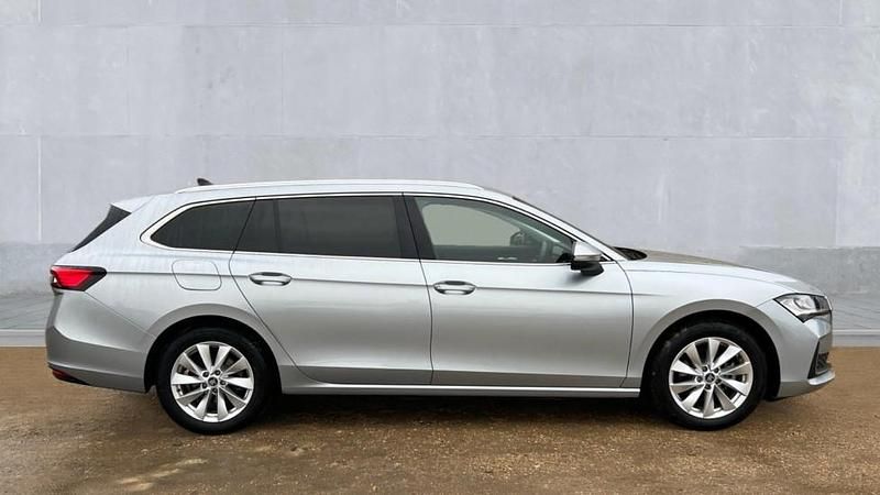 Used Skoda Superb SE Technology 150 HP (110 kW) 2025 Pebble silver metallic