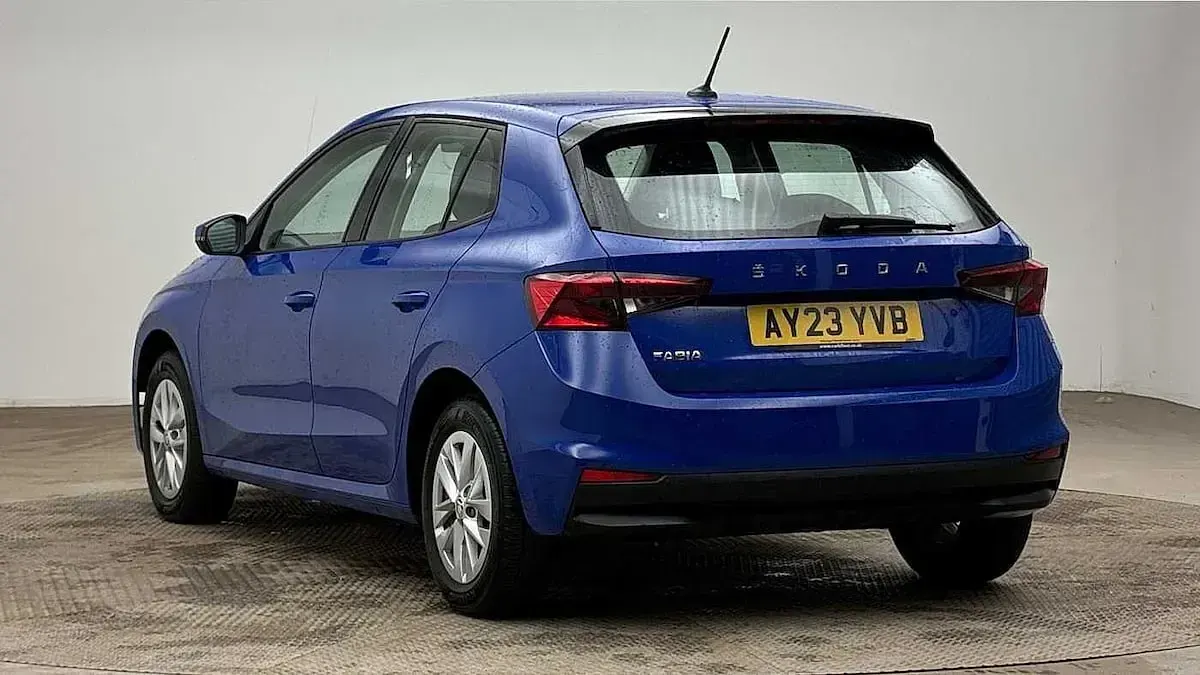 Used Skoda Fabia Comfort 59 HP (43 kW) 2023 Energy blue Hatchback