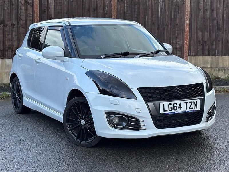 White Used 2014 Suzuki Swift Sport Hatchback | £5,495 (Fair price) - Image 1/4