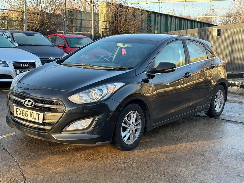 Used Hyundai i30 SE 2016 Black Hatchback