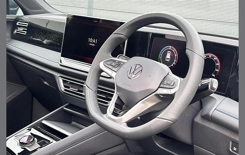 Used VW Tiguan R-line 272 HP (200 kW) 2025 Grey SUV