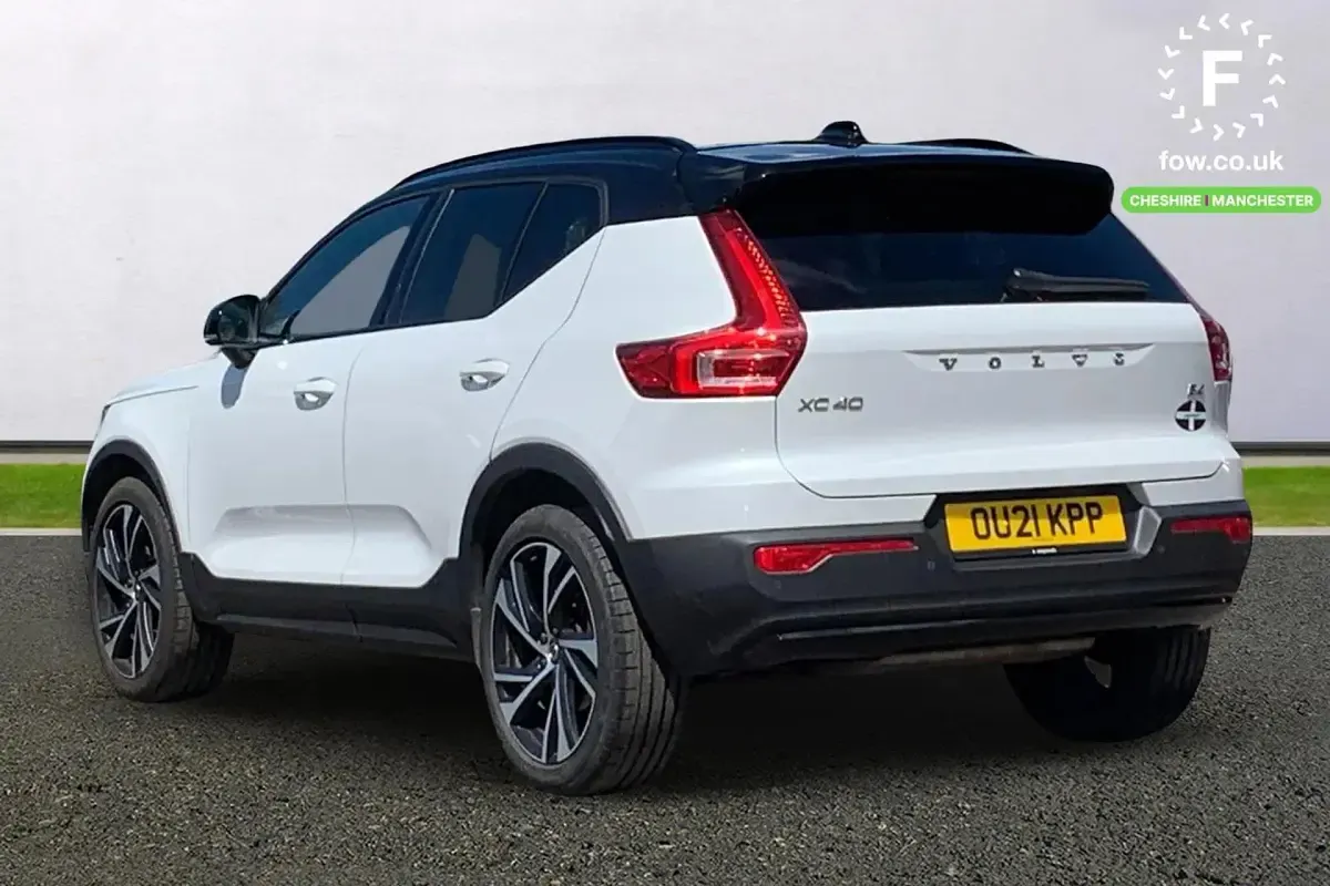 Used Volvo XC40 R-Design Pro 2021 White SUV