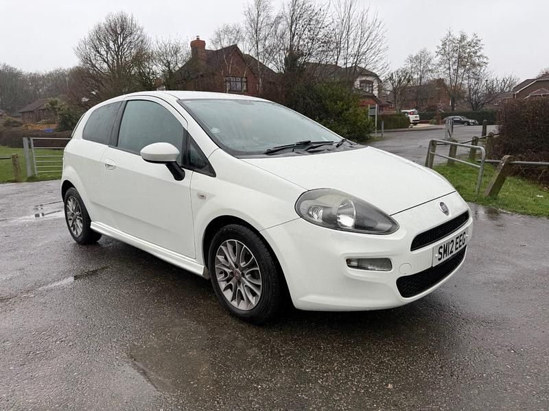Used Fiat Punto 2012 White Hatchback
