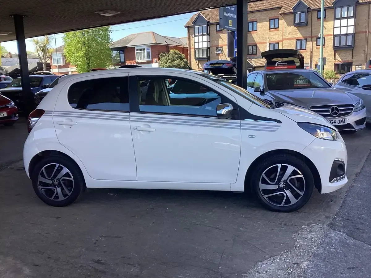 Used Peugeot 108 Collection 2019 White Hatchback