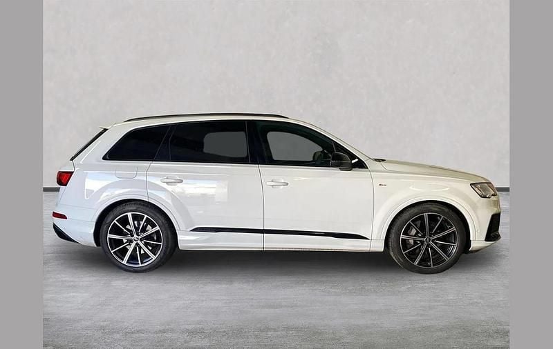 Used Audi Q7 S-Line 228 HP (167 kW) 2023 White SUV