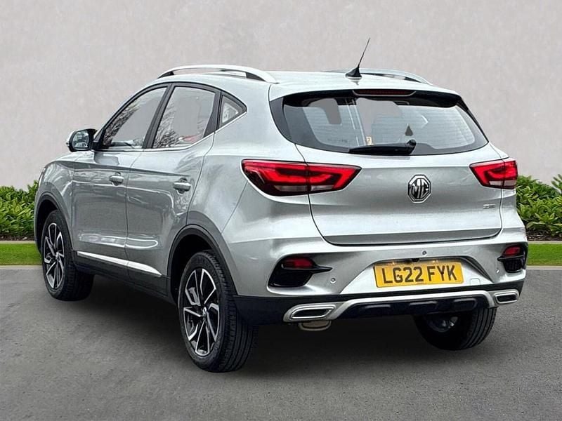Usado MG ZS Exclusive 106 HP (77 kW) 2022 Prateado SUV