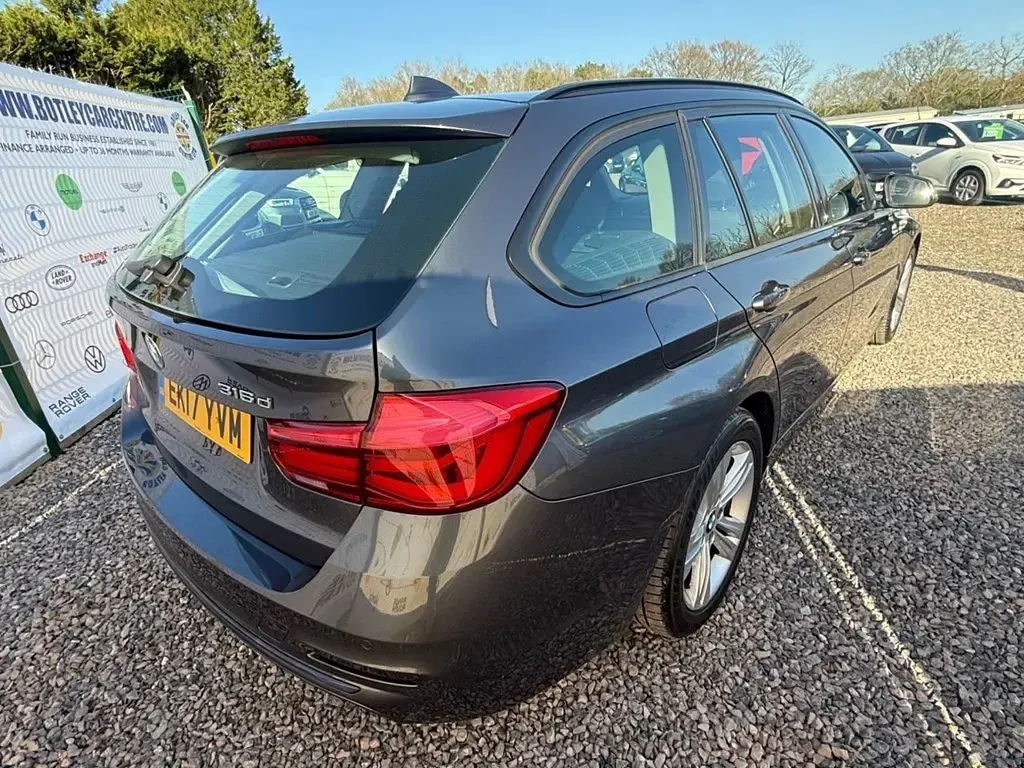 Used BMW 316 Sport Line 116 HP (85 kW) 2017 Grey Estate