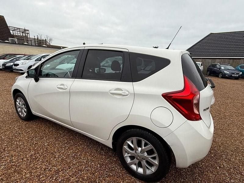 Used Nissan Note Acenta Premium 80 HP (58 kW) 2015 White Hatchback
