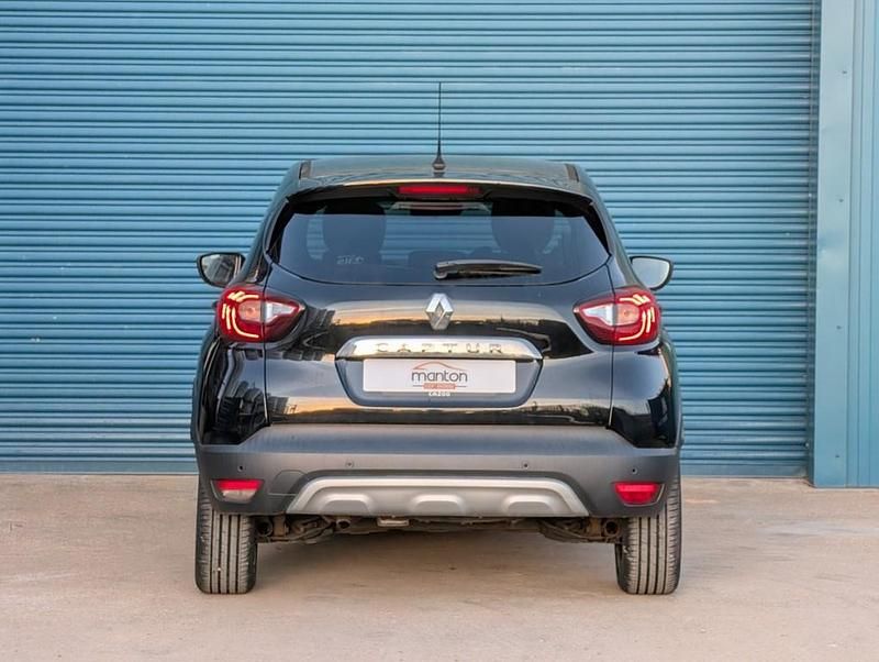 Used Renault Captur Version S 2018 Black SUV