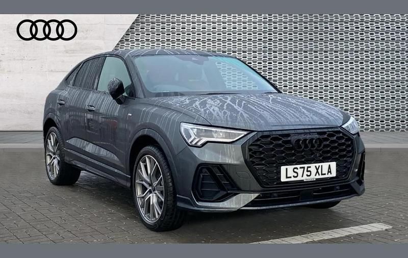 New Audi Q3 Black Edition 147 HP (108 kW) 2025 Grey SUV