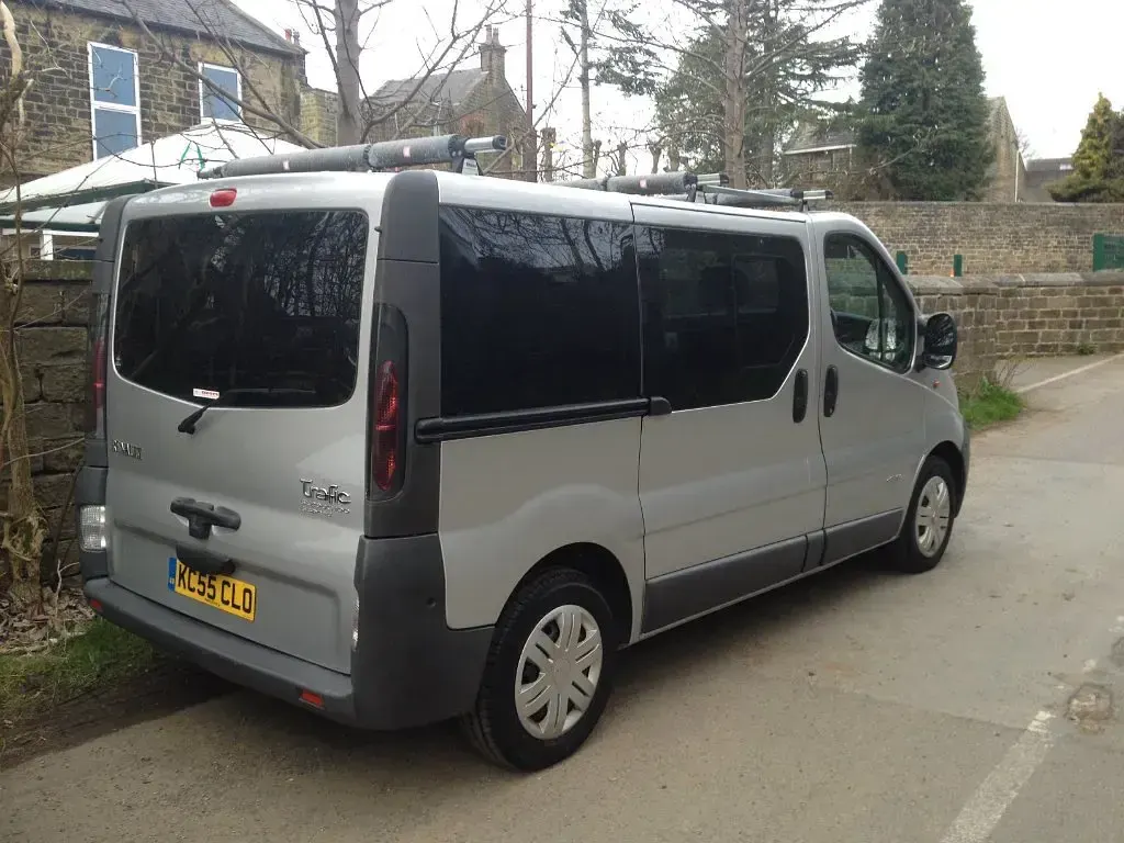 Used Renault Trafic 2005 Silver MPV
