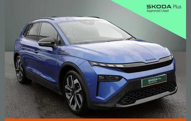 Race blue metallic Used 2025 Skoda Elroq SportLine SUV | £36,795 (Expensive) - Image 1/4