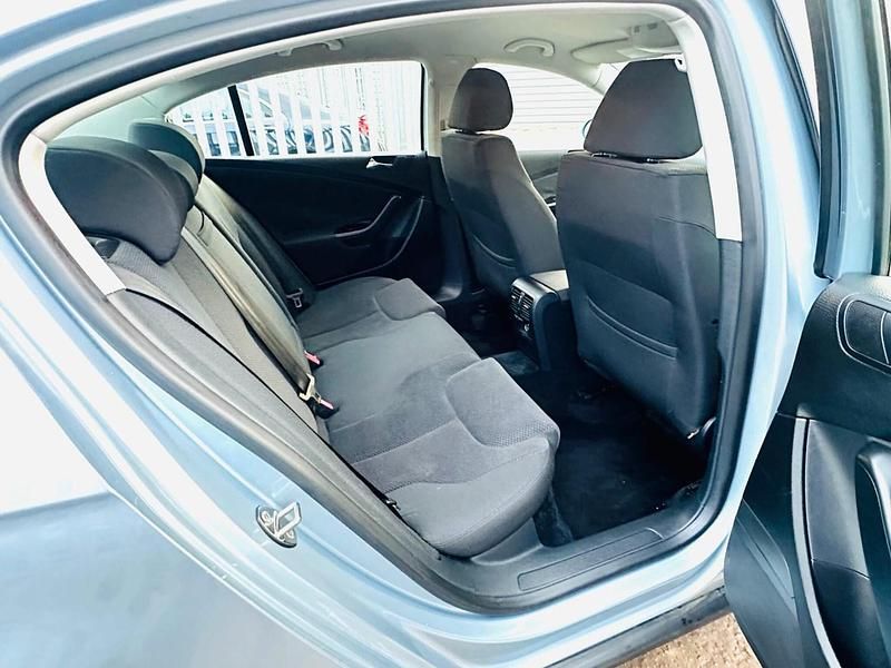 Used VW Passat SE 2007 Blue Sedan